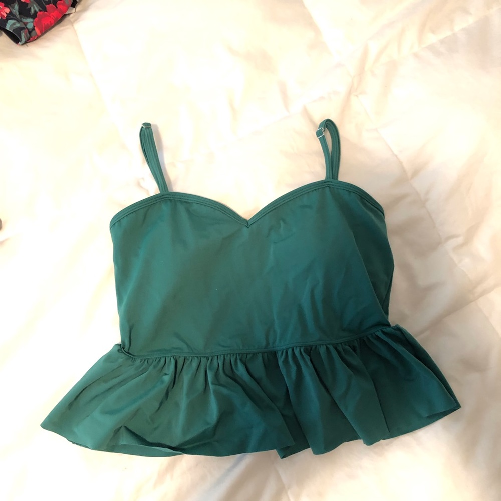 Kortni Jeane Sweetheart Peplum Top